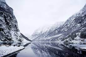 Découverte des fjords en hiver en Norvège